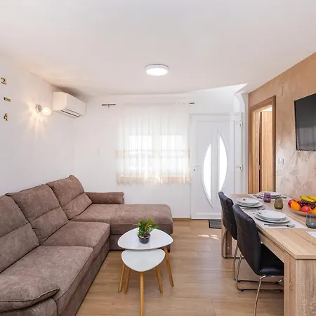 Sweet And Cozy Daire Cavtat